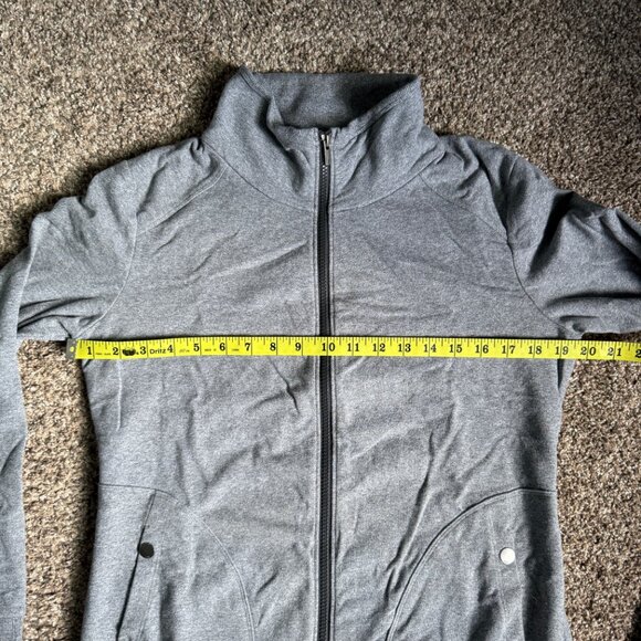 Lucy Activewear Full Zip Long Sleeve Tech Jacket, Size Medium, Grey - Picture 3 of 11